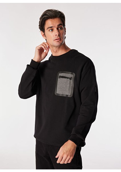 Siyah Erkek Bisiklet Yaka Relaxed Sweatshirt F4WM-SWT 2798