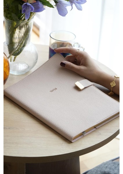 Exclusive 2026 Haftalık Ajanda A4 (19x25cm) Ivory 100gr. İçi Değişebilir fırsatları