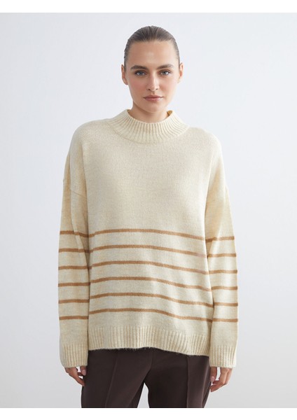 Yeni Sezon Yarım Balıkçı Yaka Çizgili Oversize Kadın Triko Kazak