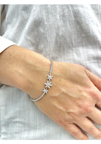 925 Ayar Gümüş Çiçekli Su Yolu Kadın Gümüş Bileklik