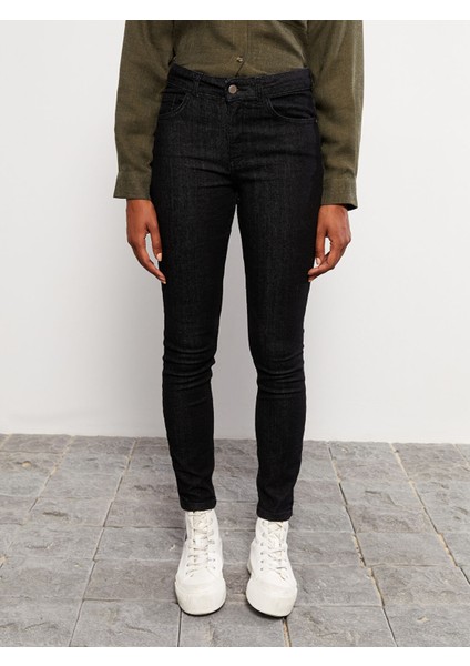 Yeni Sezon Kadın Slim Fit Düz Jean Pantolon fırsatları