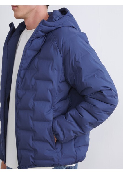 Yeni Sezon Slim Fit Kapüşonlu Erkek Şişme Mont modelleri