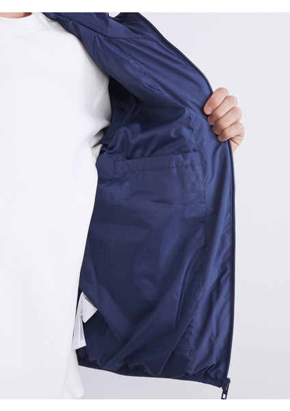 Yeni Sezon Slim Fit Kapüşonlu Erkek Şişme Mont fırsatları