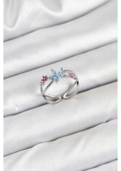 Pirinç Gümüş Renk Zirkon Taşlı Mavi Çiçekli Kadın Yüzük