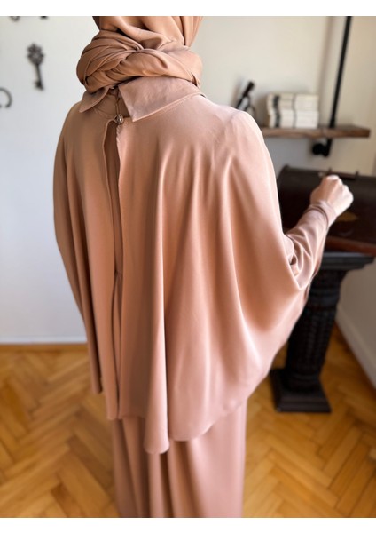Açık Camel Pelerinli Elbise 5084 fırsatları