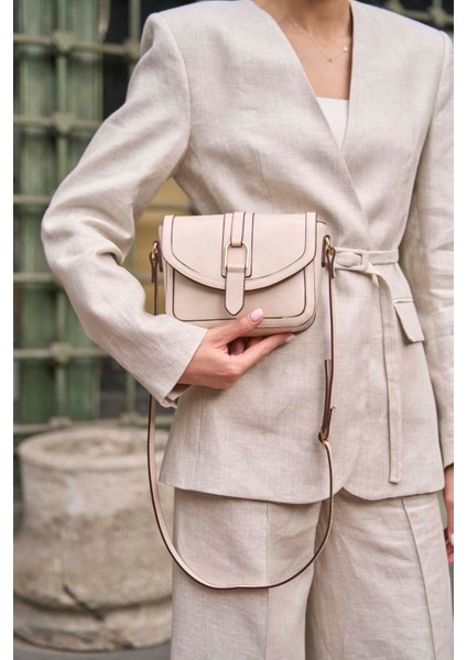 Krem Kadın Tokalı Deri Görünümlü Mini El ve Omuz Çantası