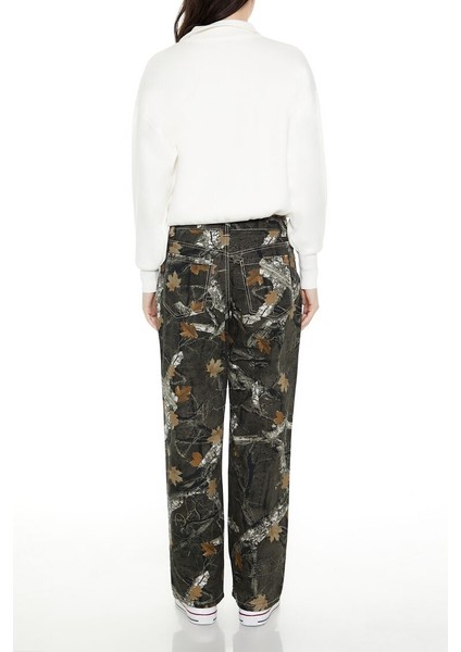 Yaprak Desenli Wide-Leg Kargo Pantolon