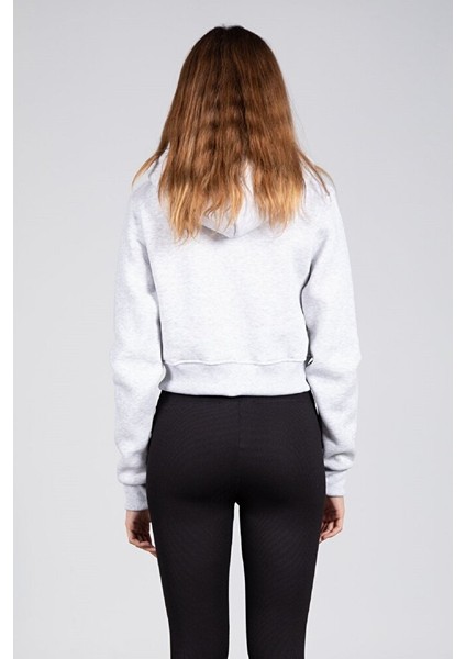 Kadın Cepsiz Kapüşonlu Fermuarlı Kısa Sweatshirt Hırka modelleri