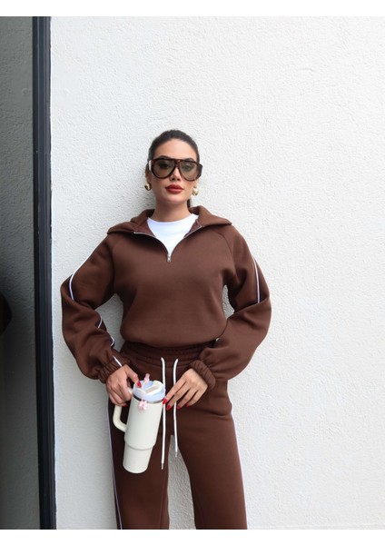 Şardonlu Yarım Fermuar Biyeli Takım fırsatları