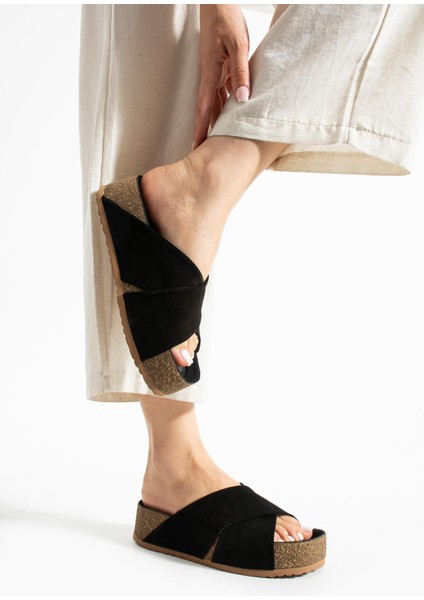 Kalın Taban Kadın Terlik Siyah