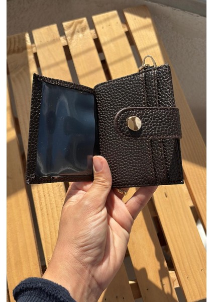 Kadın Çıtçıt Kapamalı Anahtarlık ve Kartlık Detaylı Cüzdan fırsatları