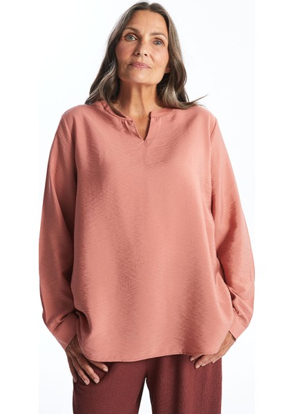 Yeni Sezon Kaçık Yaka Kadın Bluz