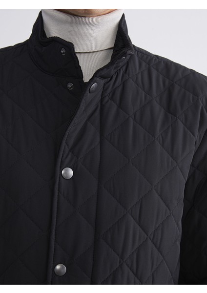 Yeni Sezon Standart Kalıp Dik Yaka Erkek Şişme Mont modelleri