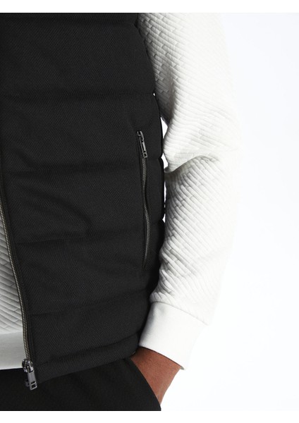 Yeni Sezon Slim Fit Dik Yaka Erkek Şişme Yelek fırsatları