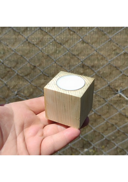 10 Adet Tekli Doğal Ahşap Küp Mumluk 6 x 6 cm Mum Dahil)
