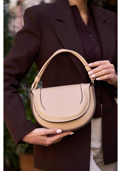 Vizon Kadın Kontrast Dikişli Çapraz Askılı El ve Omuz Çantası