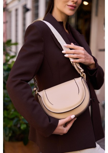 Vizon Kadın Kontrast Dikişli Çapraz Askılı El ve Omuz Çantası fiyatları