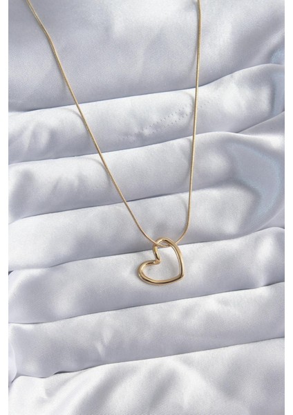 Sevdiklerinize Özel Hediye Kutusu 316L Çelik Kalp Kolye Peluş Anht. Galaksi Aydınlat. C. Parfüm Ş. fiyatları