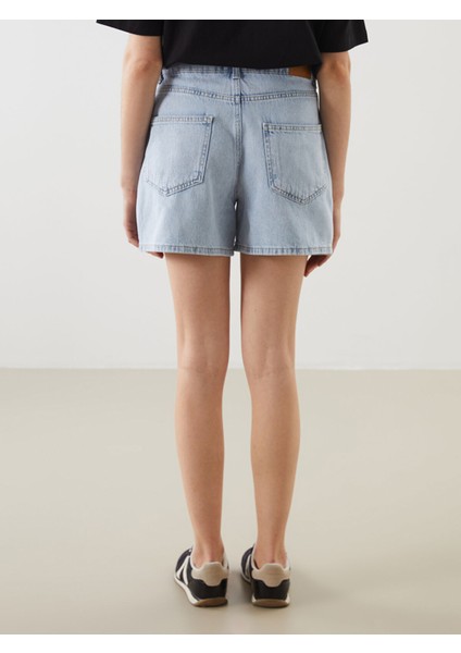 Yeni Sezon Yüksek Bel Mom Fit Kadın Jean Şort fırsatları