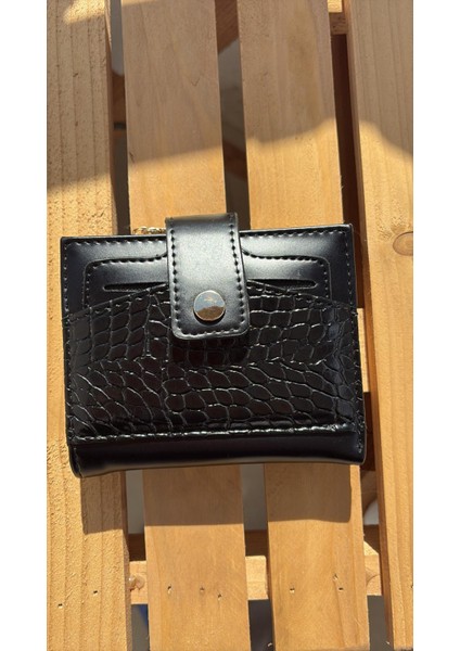 Kadın Ayrılabilir Kartlık Detaylı Rugan Cüzdan - Kartlık ve Bozuk Para Bölmeli, Fermuarlı Cüzdan