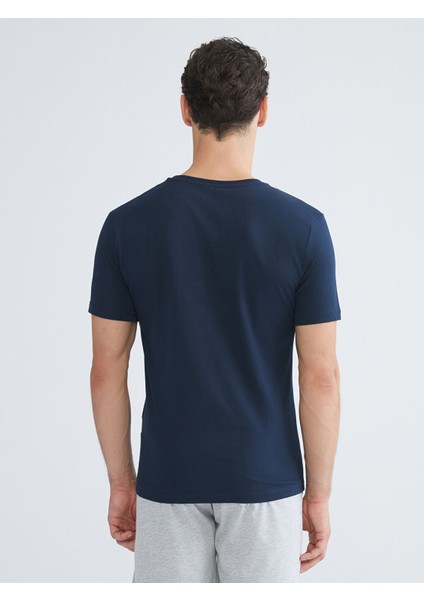 Yeni Sezon Standart Kalıp Erkek Şortlu Pijama Takımı fırsatları