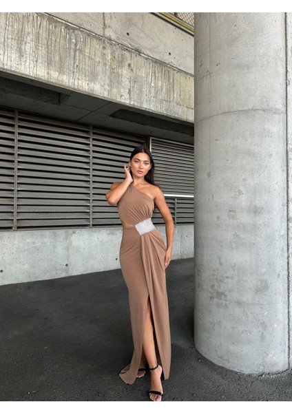 Tek Omuz Detaylı Sandy Kumaş Elbise 583181 Vizon