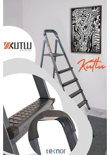 Kutlu Dayanıklı Metal Basamaklı Merdiven