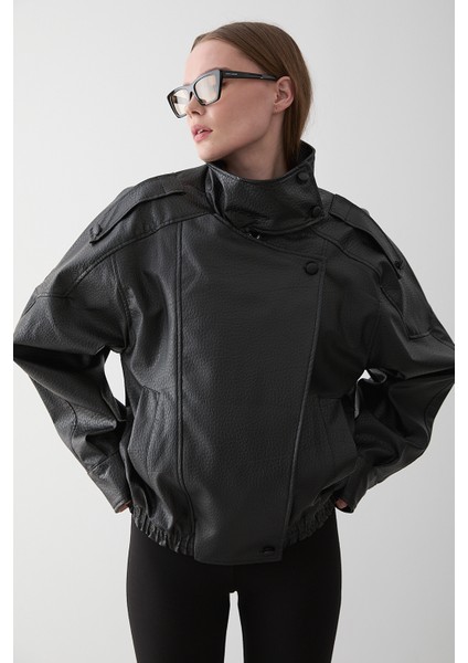 Siyah Dik Yaka Dokulu Deri Ceket - 509251 fırsatları