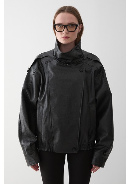 Siyah Dik Yaka Dokulu Deri Ceket - 509251 indirimleri
