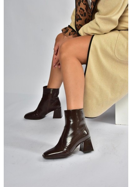 V848256460 Kahverengi Rustik Kalın Topuklu Kadın Ayakkabı