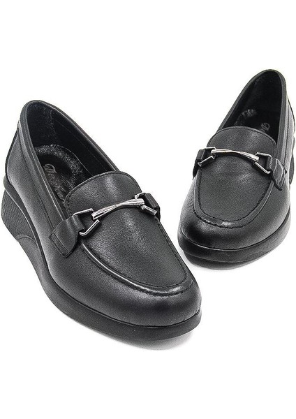 715 Deri Toka Detaylı Deri Kadın Loafer Ayakkabı - Siyah modelleri