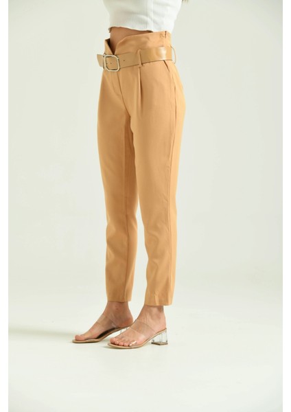 Kadın Pantolon Yüksel Bel Kemer Detay Havuç Pantolon Kahve - T016 modelleri