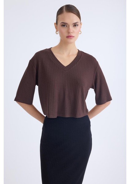 V Yaka Kısa Kol Bluz