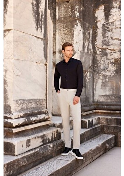 Erkek Siyah Slim Fit Sert Yaka Gömlek Casual Stil Düğmeli Uzun Kol