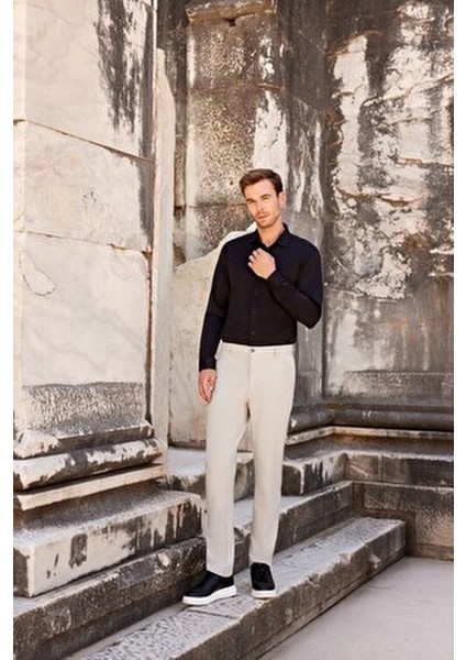 Erkek Siyah Slim Fit Sert Yaka Gömlek Casual Stil Düğmeli Uzun Kol