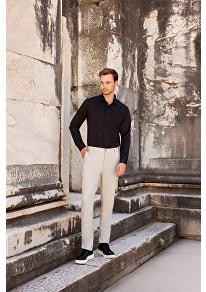 Erkek Siyah Slim Fit Sert Yaka Gömlek Casual Stil Düğmeli Uzun Kol