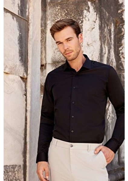 Erkek Siyah Slim Fit Sert Yaka Gömlek Casual Stil Düğmeli Uzun Kol
