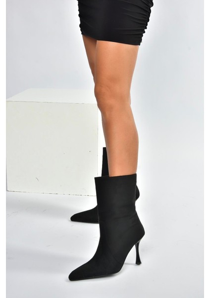 V752550202 Siyah Süet Ince Topuklu Kadın Bot fırsatları