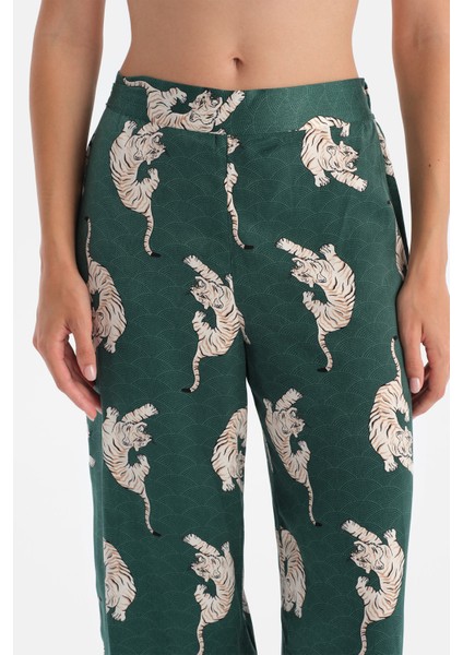 Koyu Yeşil Leopar Desenli Saten Pantolon indirimleri