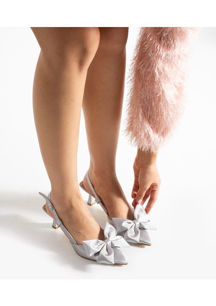 Wilson Fiyonk Detay Bilekten Bağlamalı Topuklu Ayakkabı fiyatları