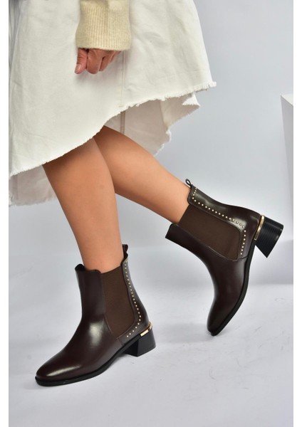 V518978209 Kahverengi Alçak Topuklu Kadın Bot modelleri