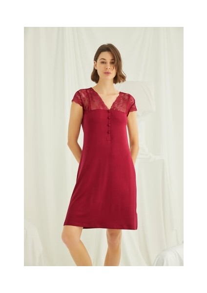 Monamise Kolu Omzu ve Yakası Dantelli Önü Düğmeli Gecelik modelleri