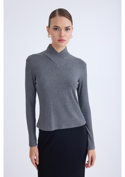 Fitilli Kumaş Önü Detaylı Uzun Kol Bluz fırsatları