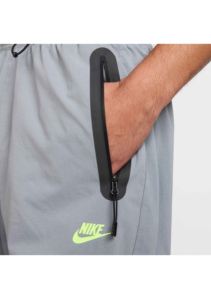 Sportswear Tech Oversized Woven Erkek Eşofman Altı HV6515-065 fırsatları