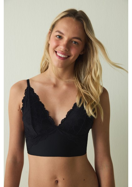 Siyah Brode Detaylı Balensiz Push Up Bralet