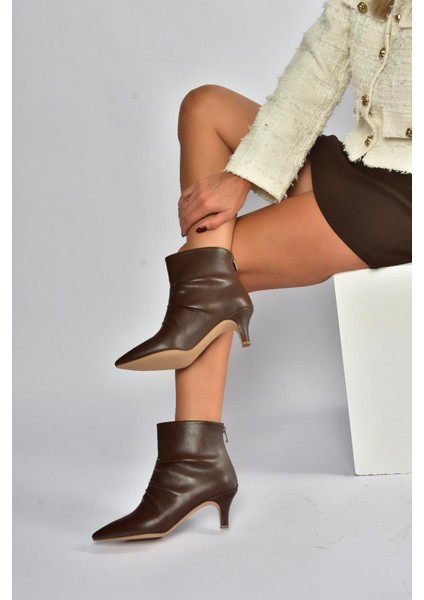 V572124409 Kahverengi Alçak Topuklu Kadın Bot