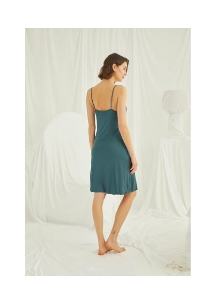 Monamise Dekolteli Yırtmaçlı Brode Dantelli Sabahlık Takımı fiyatları