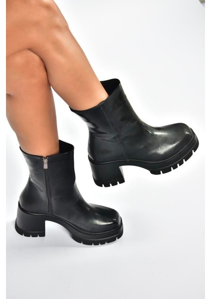 V965065808 Siyah Rugan Kalın Topuklu Kadın Bot fırsatları
