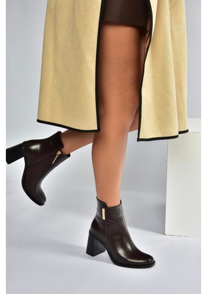 V518103109 Kahverengi Kalın Topuklu Kadın Bot fiyatları