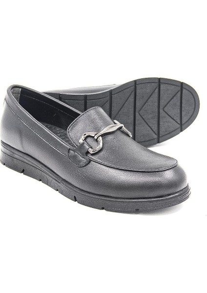 449 Deri Toka Detaylı Kadın Loafer Ayakkabı - Siyah fırsatları